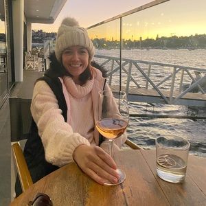 Meet your Posher, Cally